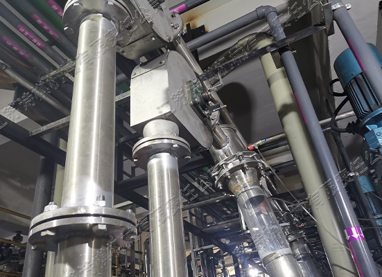 無錫中（zhōng）天固廢管鏈式輸送機